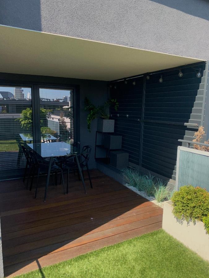 Two-Levels Penthouse With A Garden In The City Center Apartment วูดช์ ภายนอก รูปภาพ