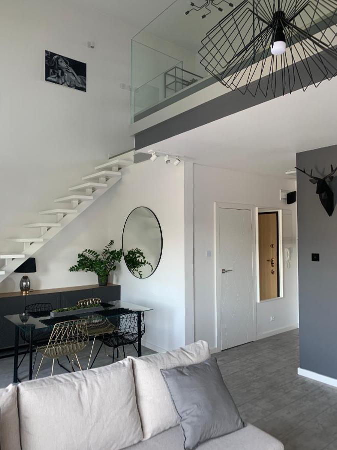 Two-Levels Penthouse With A Garden In The City Center Apartment วูดช์ ภายนอก รูปภาพ