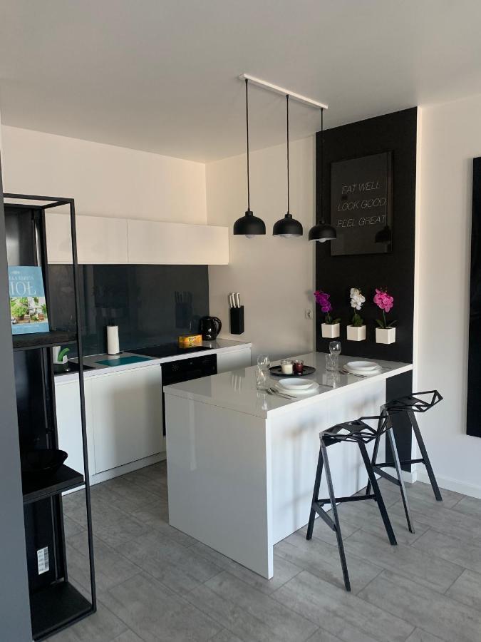 Two-Levels Penthouse With A Garden In The City Center Apartment วูดช์ ภายนอก รูปภาพ