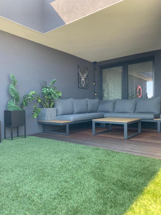 Two-Levels Penthouse With A Garden In The City Center Apartment วูดช์ ภายนอก รูปภาพ